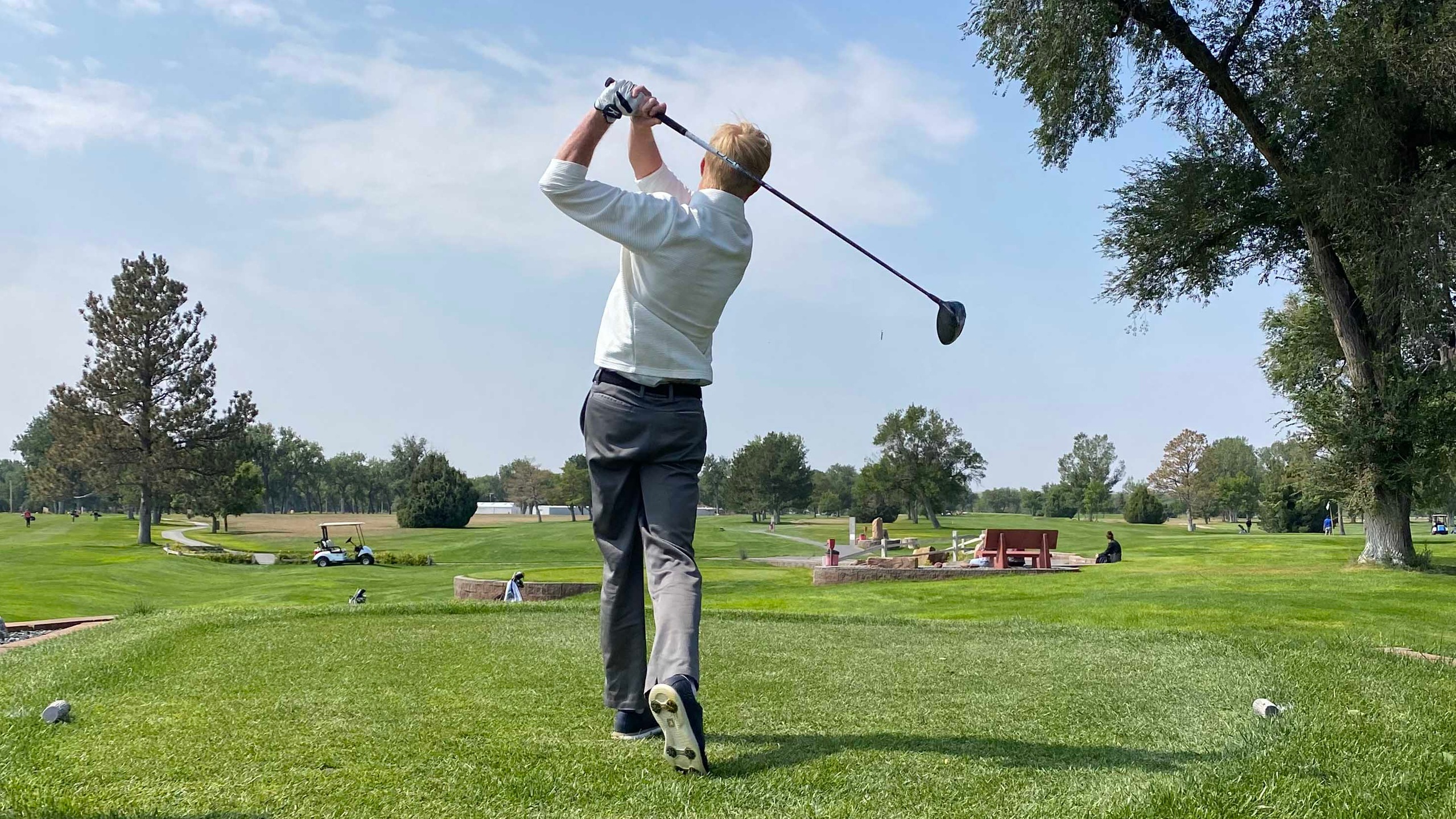 MCC golfers sixth in first tournament