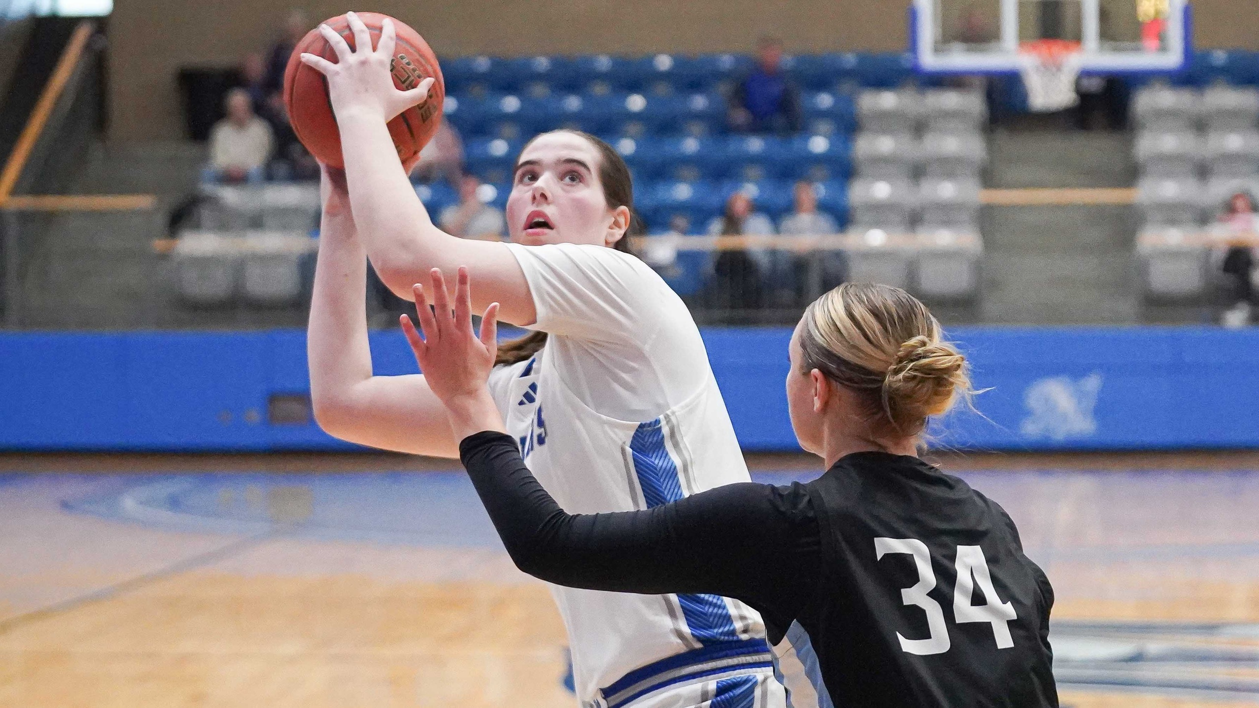 Lady Indians top Bobcats Saturday at home