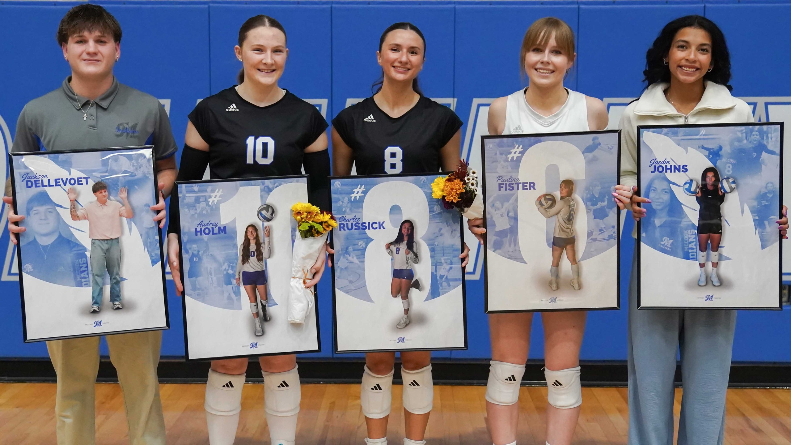 Lady Indians sweep Southeast CC on Sophomore Night